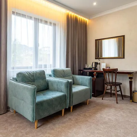 Marion & - Renovation - Rooms, Area, Swimming Pool, Reception, Restaurant, Lounge Bar, Hookah Bar, Children's Room, Parking, And Breakfast Included In The Price Bukovel