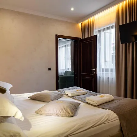 Marion Spa: Mountain View Retreat With Wellness Facilities Hotel