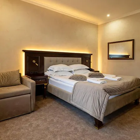 Hotel Marion Spa: Mountain View Retreat With Wellness Facilities