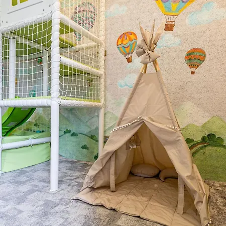 Hotel Marion & - Renovation - Rooms, Area, Swimming Pool, Reception, Restaurant, Lounge Bar, Hookah Bar, Children's Room, Parking, And Breakfast Included In The Price Bukowel