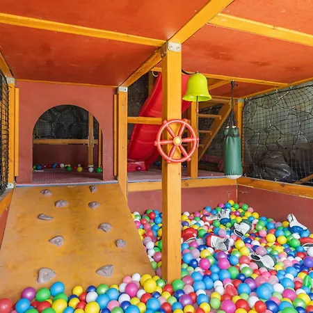 Marion & - Renovation - Rooms, Area, Swimming Pool, Reception, Restaurant, Lounge Bar, Hookah Bar, Children's Room, Parking, And Breakfast Included In The Price Hotel