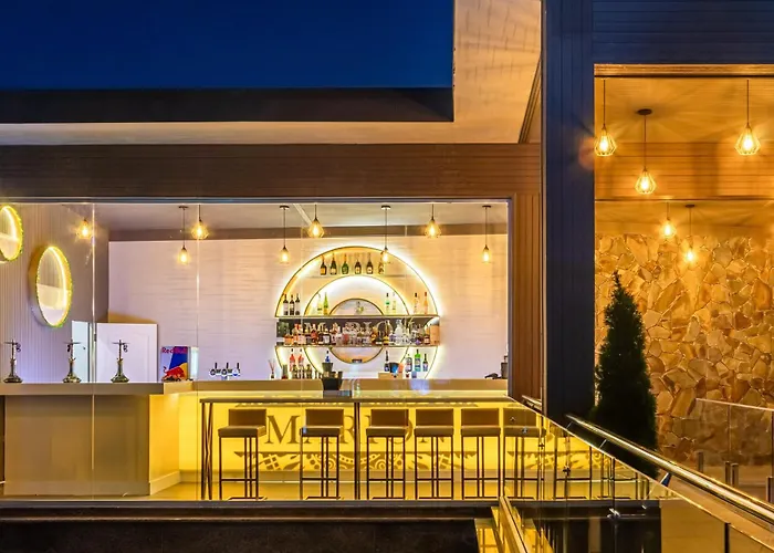 Marion & - Renovation - Rooms, Area, Swimming Pool, Reception, Restaurant, Lounge Bar, Hookah Bar, Children's Room, Parking, And Breakfast Included In The Price בוקובל