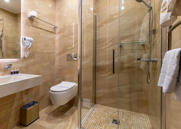 酒店 Marion & - Renovation - Rooms, Area, Swimming Pool, Reception, Restaurant, Lounge Bar, Hookah Bar, Children's Room, Parking, And Breakfast Included In The Price 4*