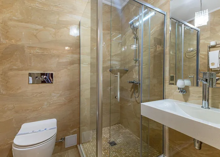 酒店 Marion & - Renovation - Rooms, Area, Swimming Pool, Reception, Restaurant, Lounge Bar, Hookah Bar, Children's Room, Parking, And Breakfast Included In The Price 布克维