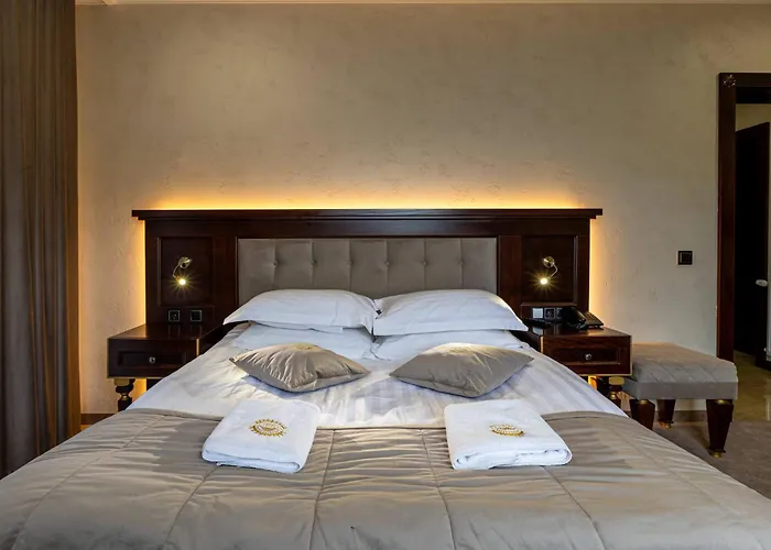 Marion & - Renovation - Rooms, Area, Swimming Pool, Reception, Restaurant, Lounge Bar, Hookah Bar, Children's Room, Parking, And Breakfast Included In The Price 酒店 4*