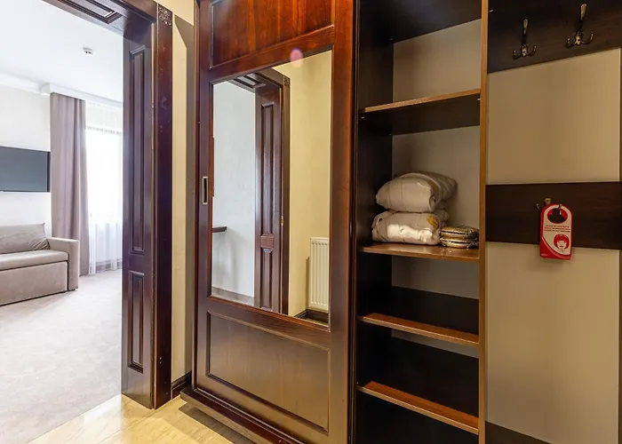 Marion & - Renovation - Rooms, Area, Swimming Pool, Reception, Restaurant, Lounge Bar, Hookah Bar, Children's Room, Parking, And Breakfast Included In The Price מלון בוקובל