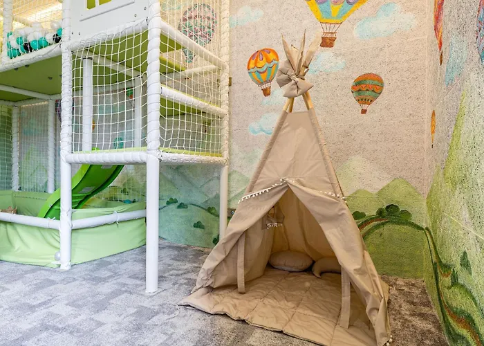 מלון Marion & - Renovation - Rooms, Area, Swimming Pool, Reception, Restaurant, Lounge Bar, Hookah Bar, Children's Room, Parking, And Breakfast Included In The Price בוקובל