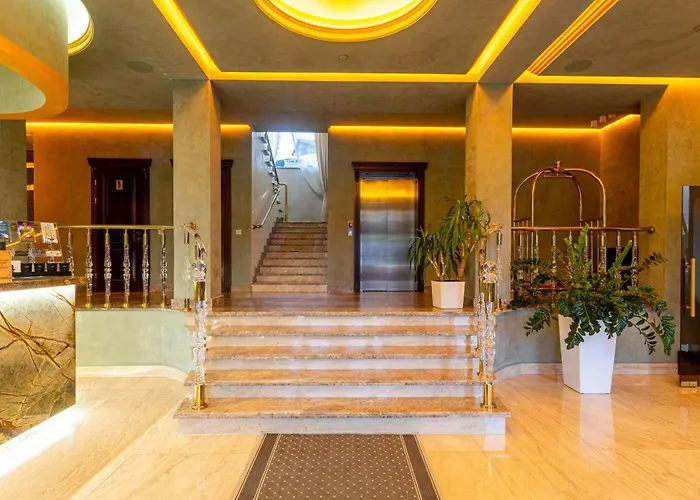 酒店 Marion & - Renovation - Rooms, Area, Swimming Pool, Reception, Restaurant, Lounge Bar, Hookah Bar, Children's Room, Parking, And Breakfast Included In The Price 布克维
