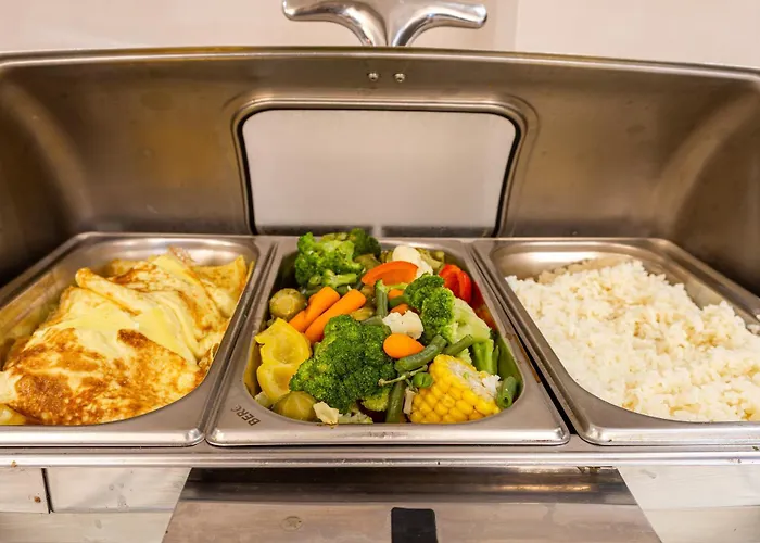 מלון Marion & - Renovation - Rooms, Area, Swimming Pool, Reception, Restaurant, Lounge Bar, Hookah Bar, Children's Room, Parking, And Breakfast Included In The Price