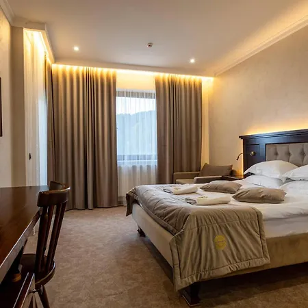 Marion & - Renovation - Rooms, Area, Swimming Pool, Reception, Restaurant, Lounge Bar, Hookah Bar, Children's Room, Parking, And Breakfast Included In The Price 4* Μπούκοβελ