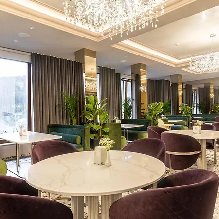 Marion & - Renovation - Rooms, Area, Swimming Pool, Reception, Restaurant, Lounge Bar, Hookah Bar, Children's Room, Parking, And Breakfast Included In The Price Ξενοδοχείο Μπούκοβελ